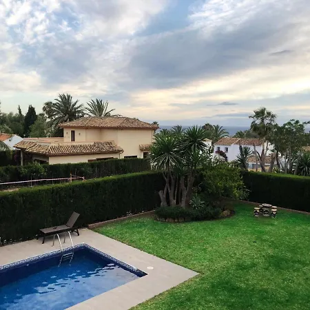 Villa Nabrisa Marbella, 5 Bedroom, Private Pool, Garden, Bbq