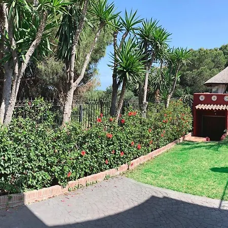 Nabrisa Marbella, 5 Bedroom, Private Pool, Garden, Bbq Villa *