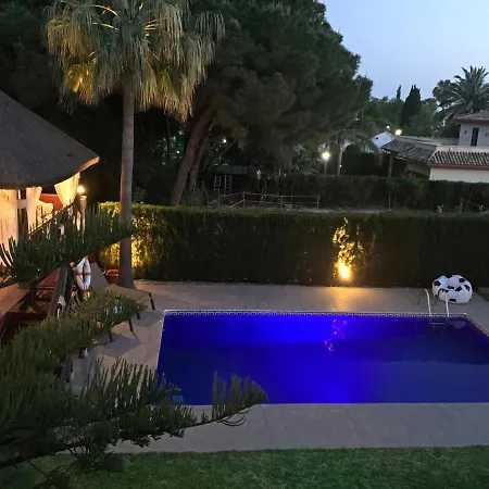 Nabrisa Marbella, 5 Bedroom, Private Pool, Garden, Bbq Villa