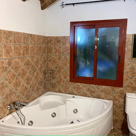 Willa Nabrisa Marbella, 5 Bedroom, Private Pool, Garden, Bbq