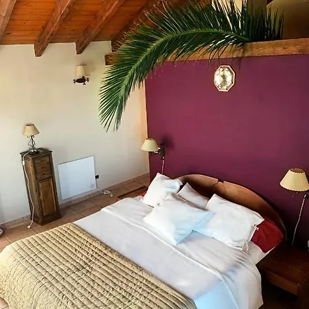 Nabrisa Marbella, 5 Bedroom, Private Pool, Garden, Bbq