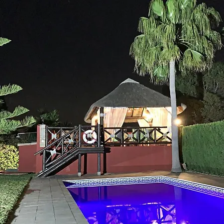 Willa Nabrisa Marbella, 5 Bedroom, Private Pool, Garden, Bbq