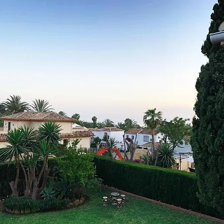 Nabrisa Marbella, 5 Bedroom, Private Pool, Garden, Bbq Willa *