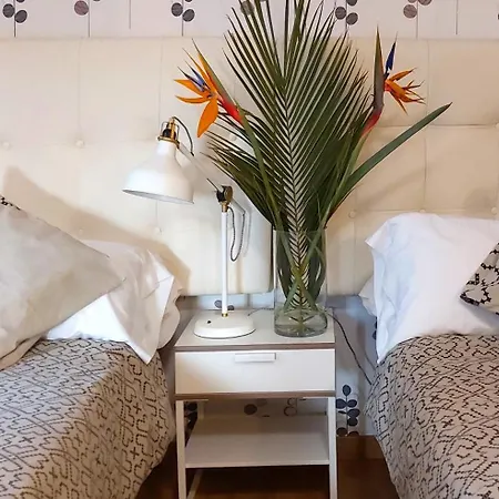 Villa Nabrisa Marbella, 5 Bedroom, Private Pool, Garden, Bbq Marbella