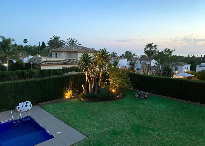 Nabrisa Marbella, 5 Bedroom, Private Pool, Garden, Bbq * Marbellac
