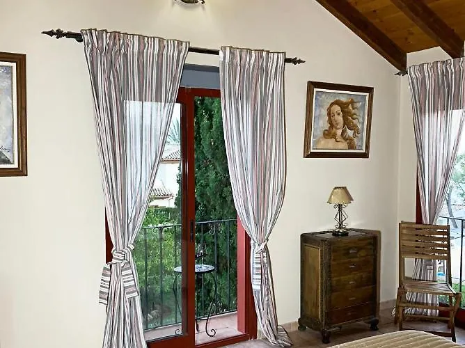 Nabrisa Marbella, 5 Bedroom, Private Pool, Garden, Bbq Marbellac