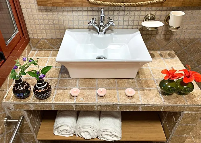 Nabrisa Marbella, 5 Bedroom, Private Pool, Garden, Bbq *