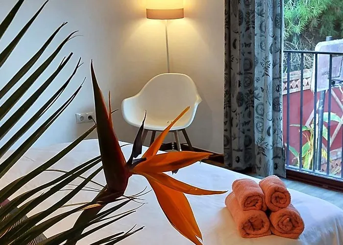 Nabrisa Marbella, 5 Bedroom, Private Pool, Garden, Bbq