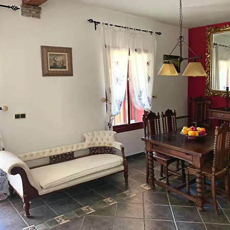 Villa Nabrisa Marbella, 5 Bedroom, Private Pool, Garden, Bbq Marbella