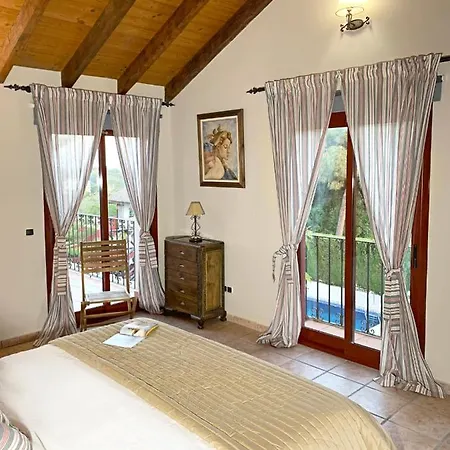 Nabrisa Marbella, 5 Bedroom, Private Pool, Garden, Bbq Marbella