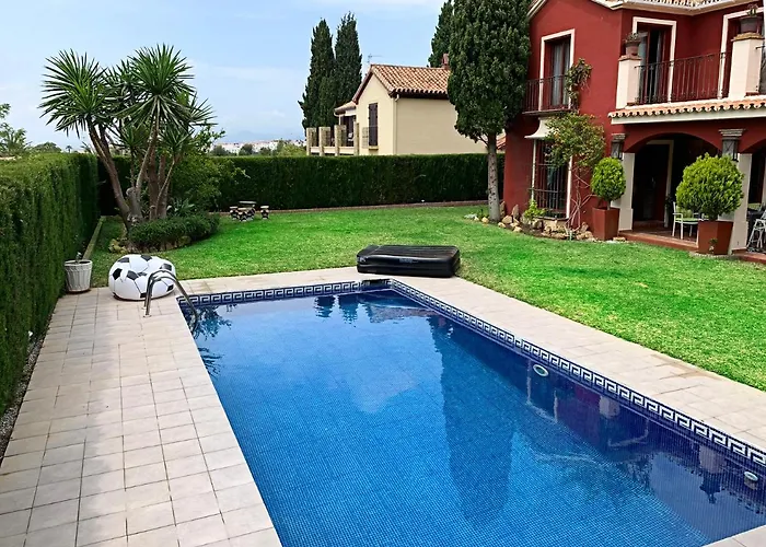 Nabrisa Marbella, 5 Bedroom, Private Pool, Garden, Bbq