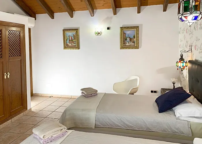 빌라 Nabrisa Marbella, 5 Bedroom, Private Pool, Garden, Bbq