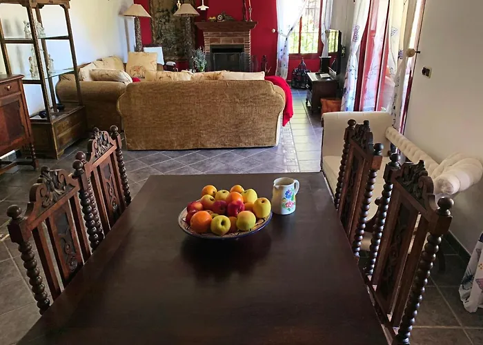 빌라 Nabrisa Marbella, 5 Bedroom, Private Pool, Garden, Bbq *