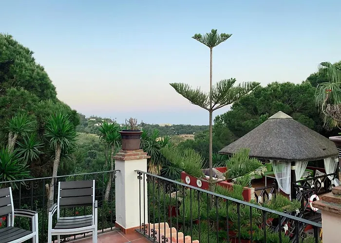 Nabrisa Marbella, 5 Bedroom, Private Pool, Garden, Bbq 别墅 马尔韦利亚