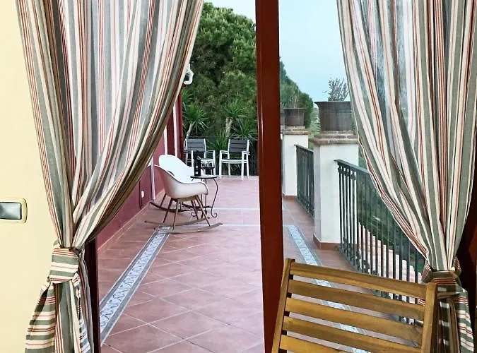 Nabrisa Marbella, 5 Bedroom, Private Pool, Garden, Bbq