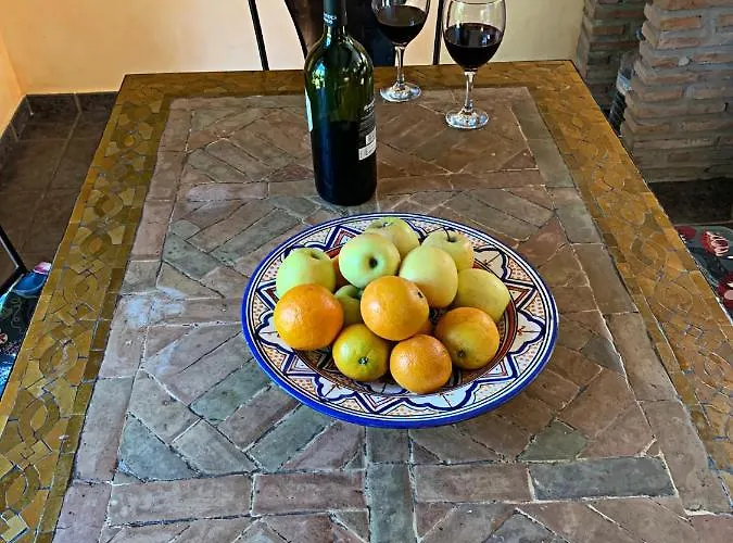 Nabrisa Marbella, 5 Bedroom, Private Pool, Garden, Bbq