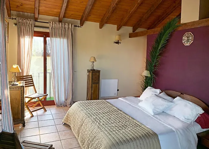 Nabrisa Marbella, 5 Bedroom, Private Pool, Garden, Bbq *