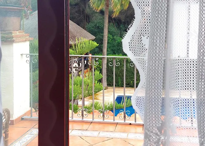 Nabrisa Marbella, 5 Bedroom, Private Pool, Garden, Bbq 别墅 马尔韦利亚