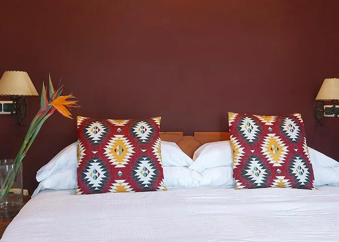 Nabrisa Marbella, 5 Bedroom, Private Pool, Garden, Bbq 马尔韦利亚