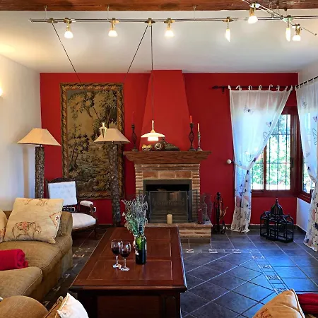 ヴィラ Nabrisa Marbella, 5 Bedroom, Private Pool, Garden, Bbq マルベーリャ