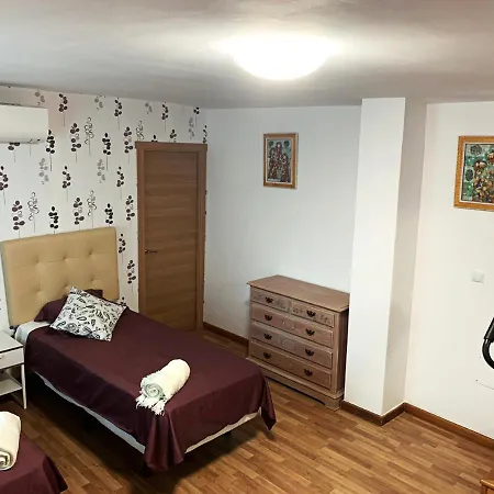 ヴィラ Nabrisa Marbella, 5 Bedroom, Private Pool, Garden, Bbq