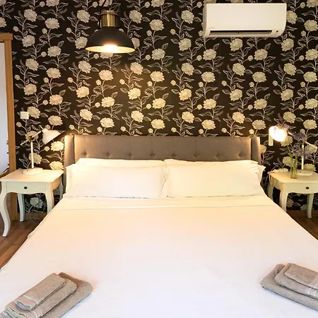 Nabrisa Marbella, 5 Bedroom, Private Pool, Garden, Bbq ヴィラ