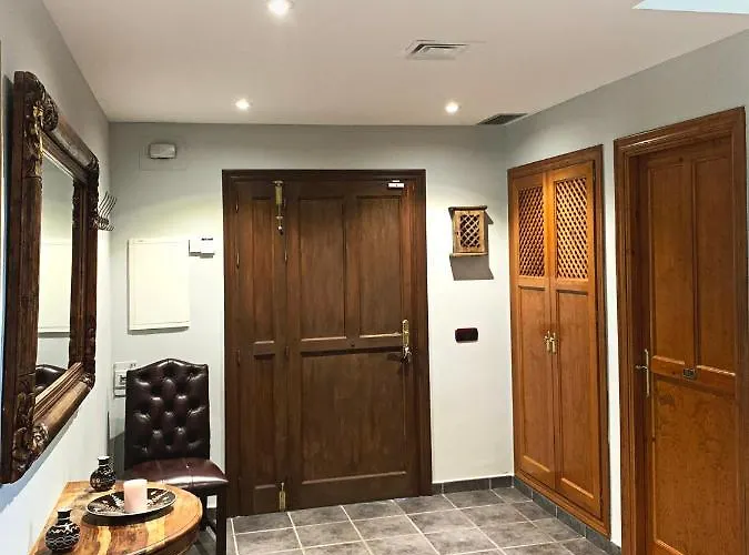 Nabrisa Marbella, 5 Bedroom, Private Pool, Garden, Bbq Willa Marbella